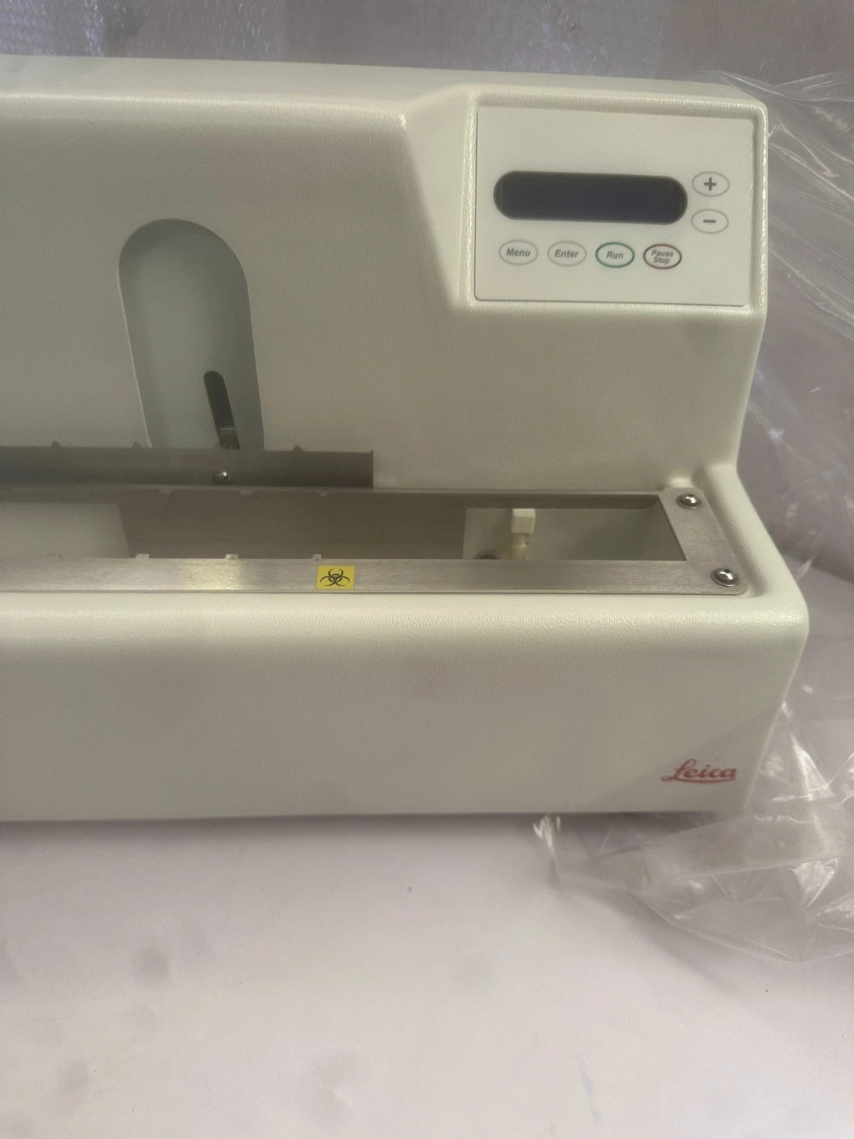 Leica ST4020 Slide Stainer – Small Linear Histology Staining System ST 4020