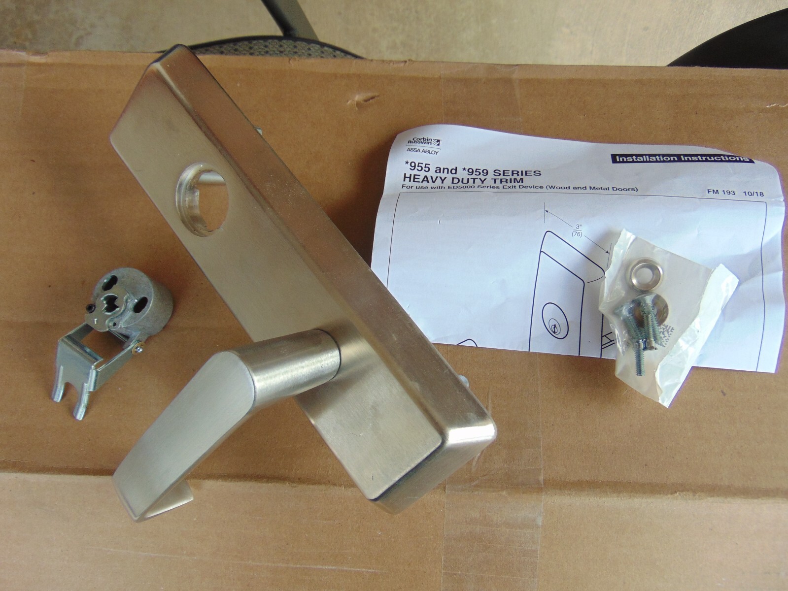 1 CORBIN RUSSWIN PANIC LEVER TRIM 955 AND 959 FOR ED5000 SERIES EXIT DEVICE