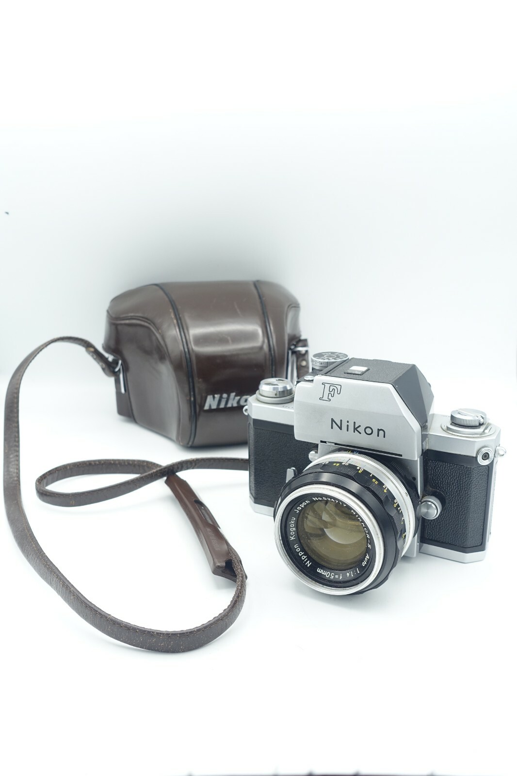 Nikon F Photomic T SLR 35mm film Camera with Nikkor-S Auto 50mm F1.4 Lens & Case