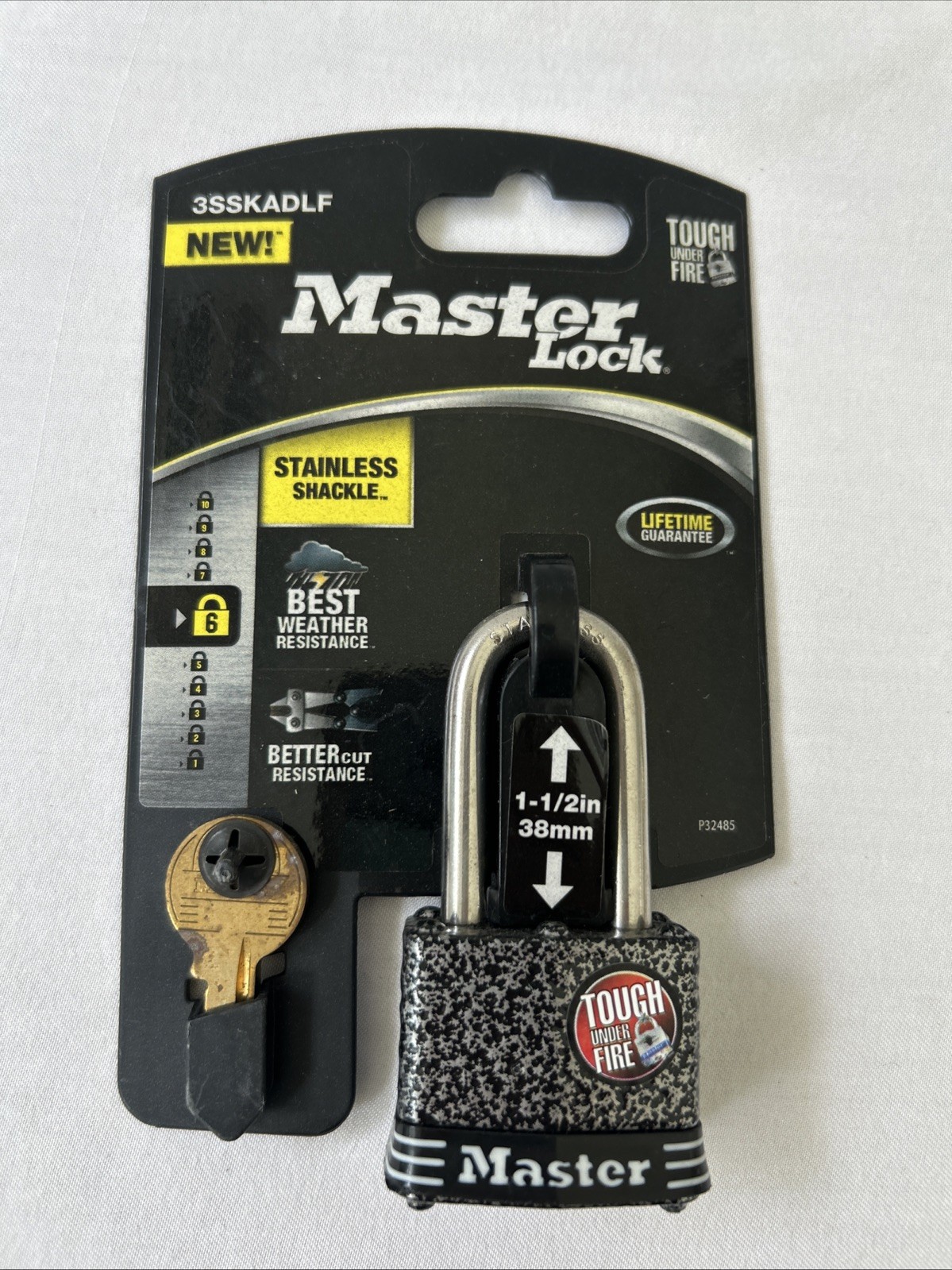 MasterLock 3SSKADLF Stain. Steel Outdoor Padlock 1-3/4" Wide, 1-1/2" Shackle F25