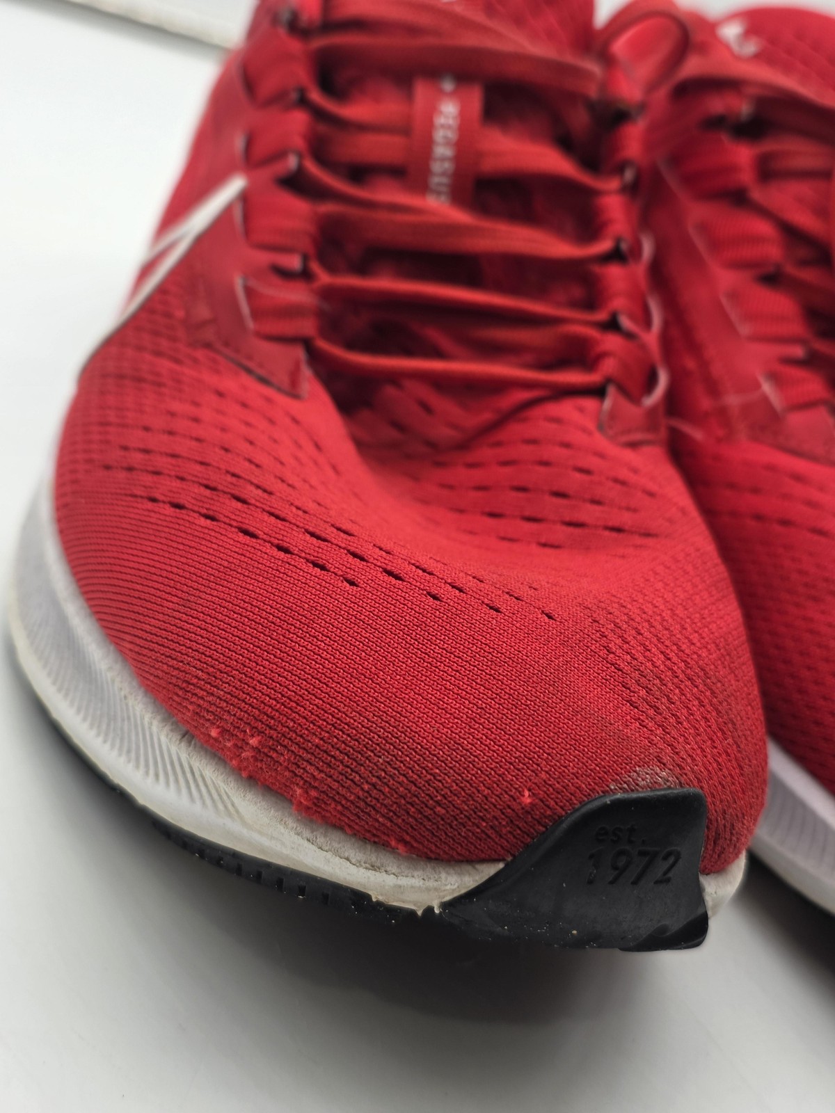 Nike Air Zoom Pegasus 38 Shoes Mens Size 11.5 Red Damaged Sneakers Cz1893-600