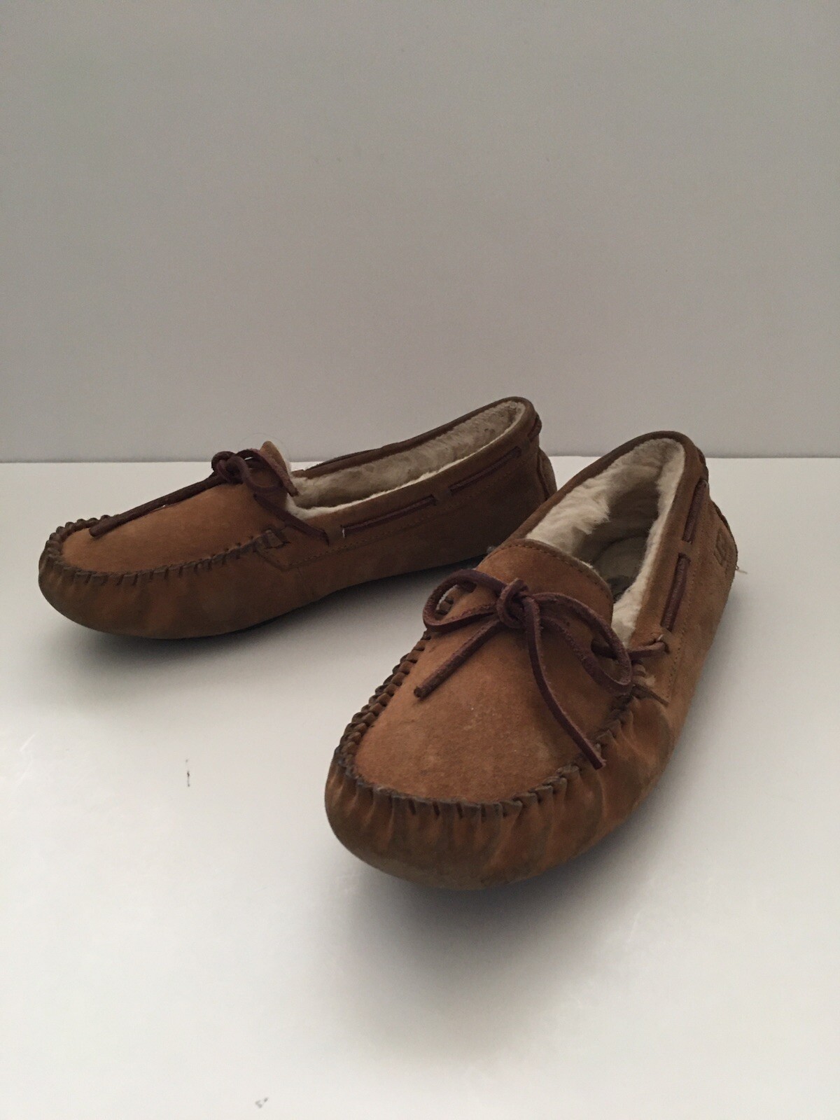 Women's UGG Dakota Lined Moccasin Slippers Indoor/outdoor 5612 Chestnut Sz 6