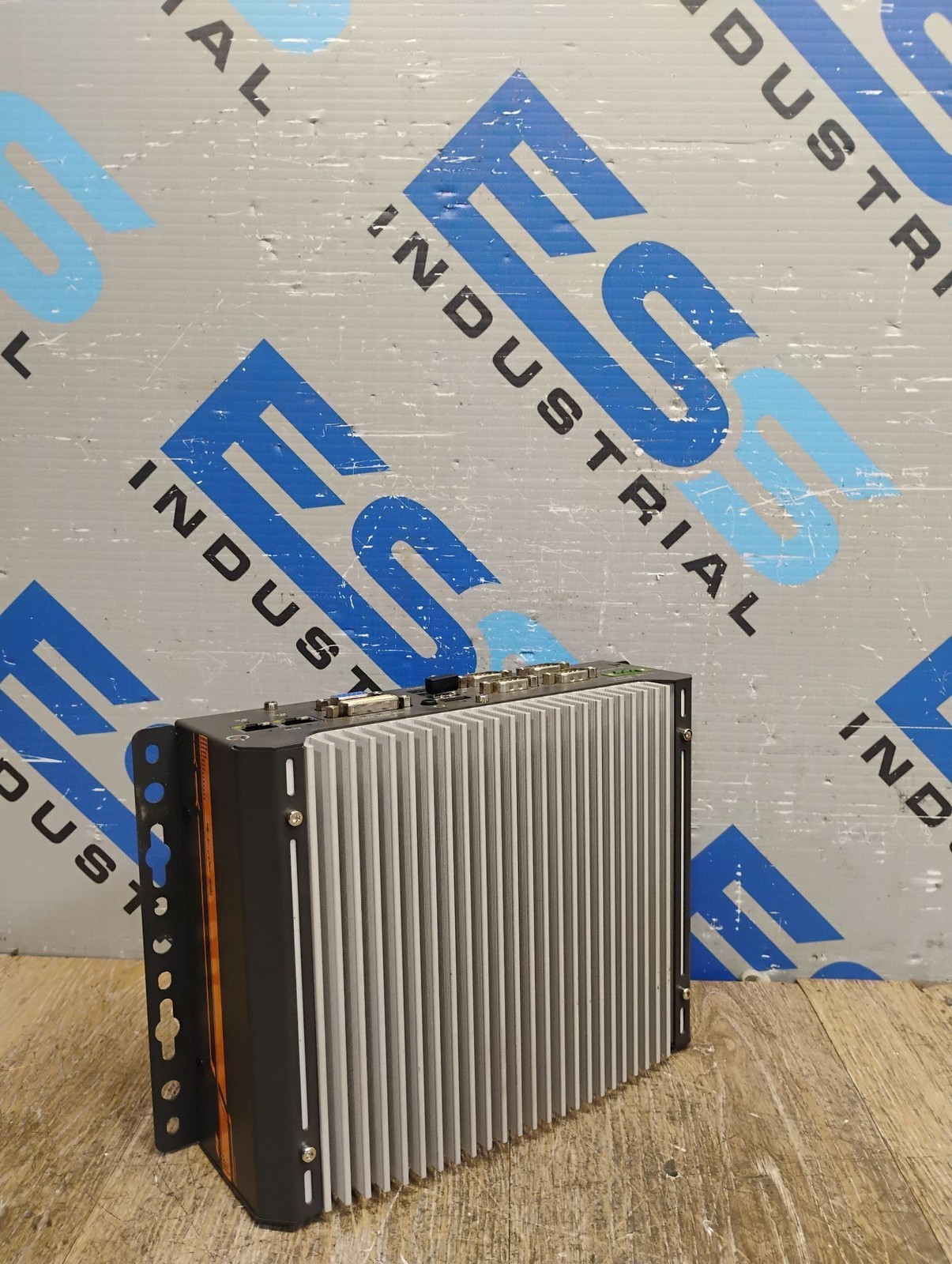 NUVO 7501 9TH GEN EMBEDDED PC