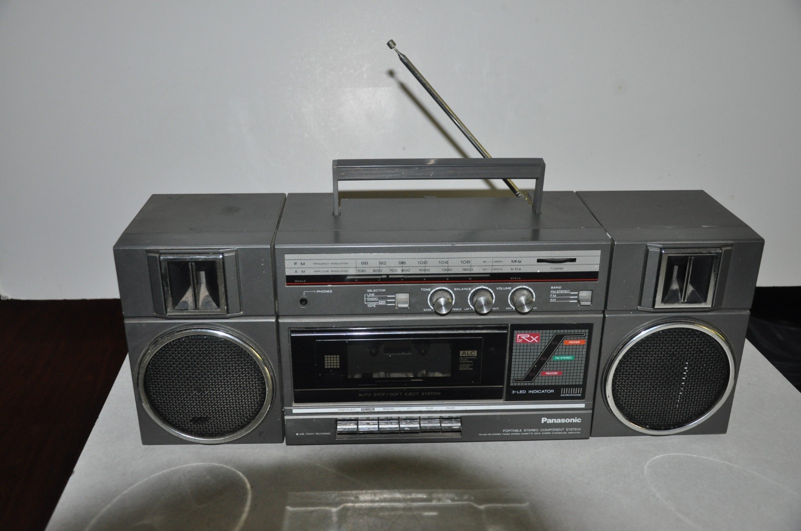 Vintage Panasonic RX-C37 Portable Stereo FM/AM Cassette Boombox Tested Read