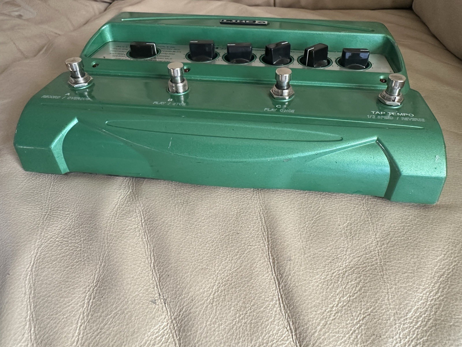Line 6 DL4 Stompbox Delay Modeler Guitar Effects Pedal