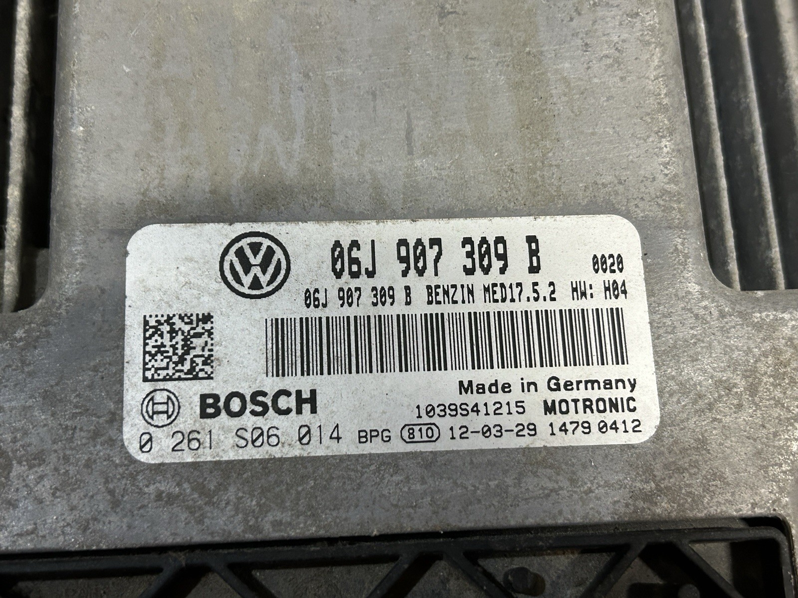 06j907309b Ecu Ecm Computer Removed From 2013 Volkswagen Cc.