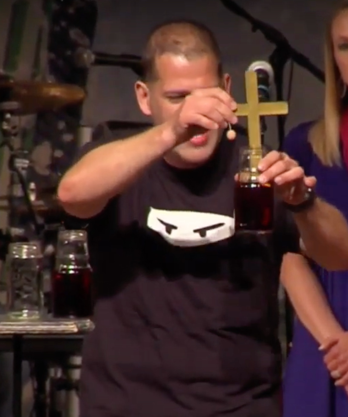 The Cross Trick - A Gospel Illustration / Magic Trick / Easter Teaching Tool