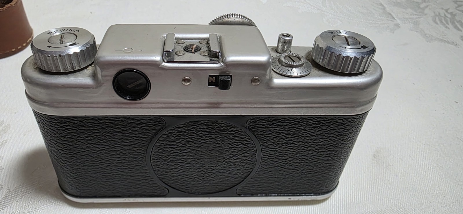 Argus 35mm Camera with Leather Case & Instamatic X-25 both untested. AS IS