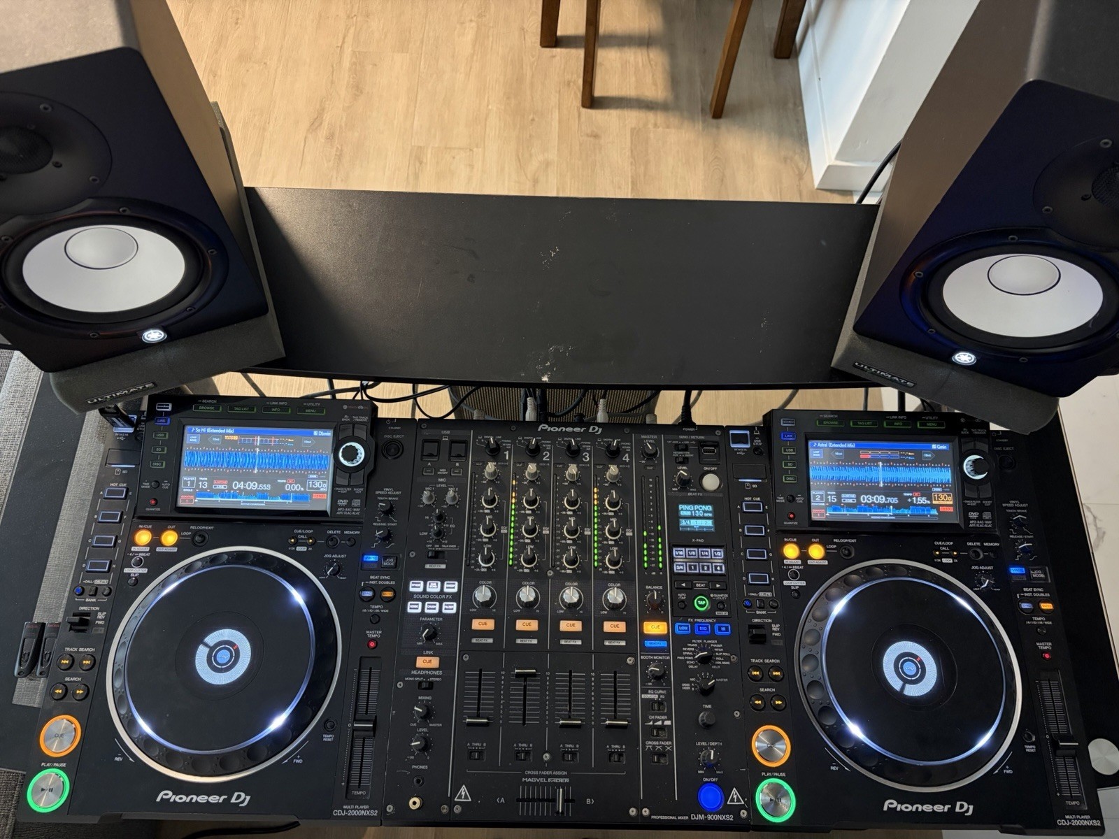 Pair of CDJ 2000 NXS2 + DJM900 NXS2 Full DJ Set Up Fast Shipping!