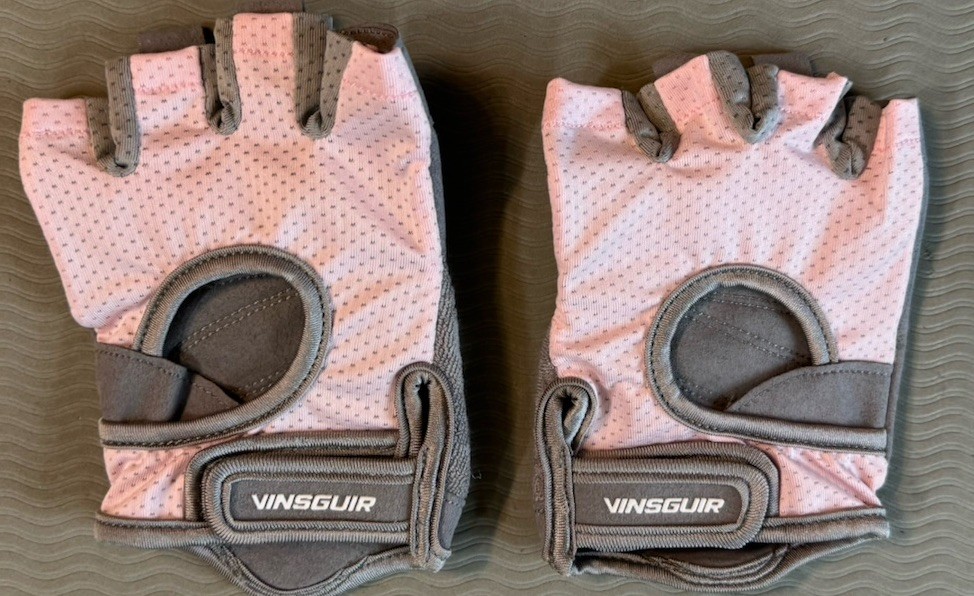 NEW Vinsquir Pink Women’s Size M Workout Gloves