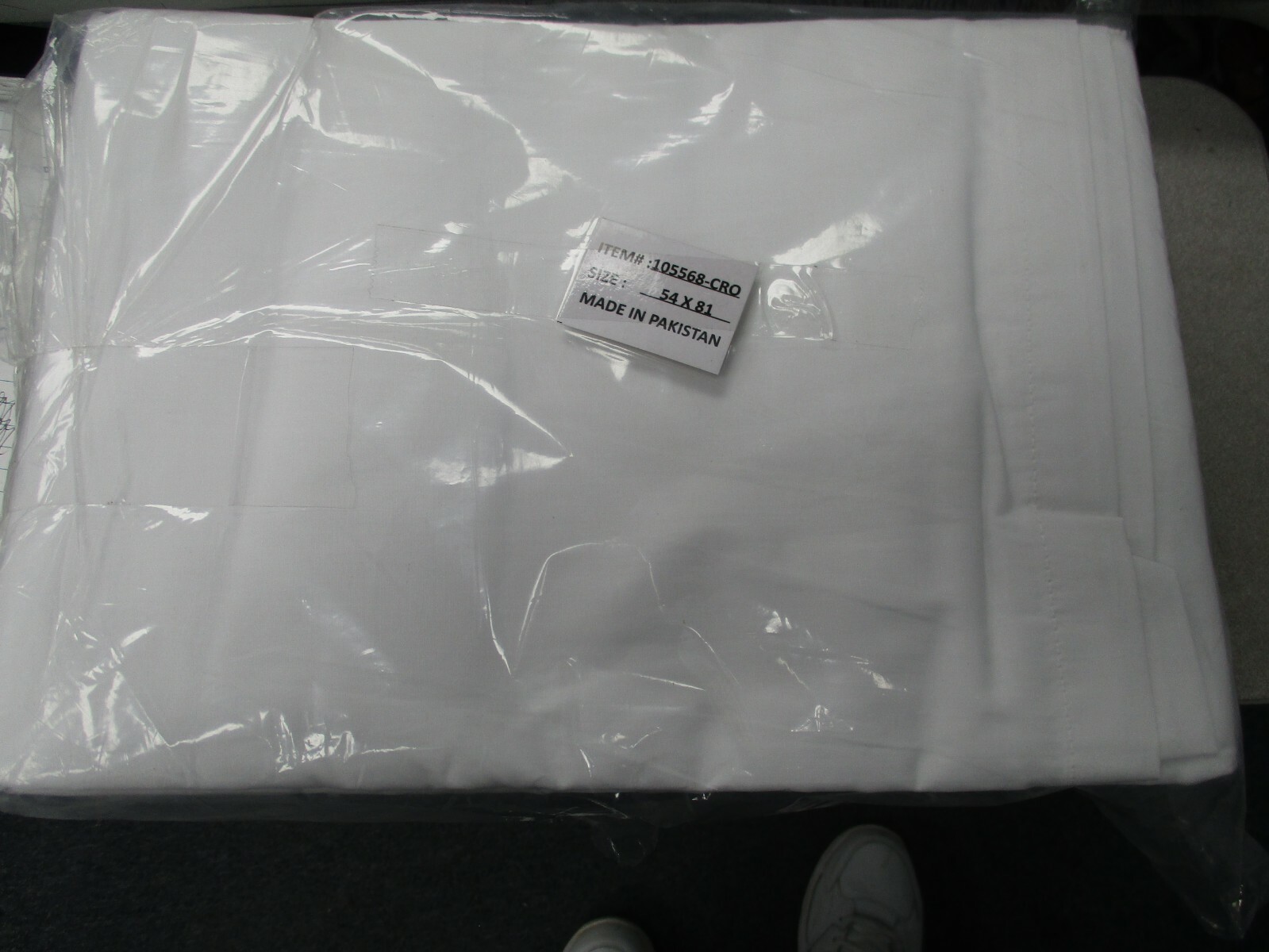1 NEW WHITE SOFT POLY COTTON MASSAGE TABLE SHEET FLAT LARGE SIZE 54X81 T-130