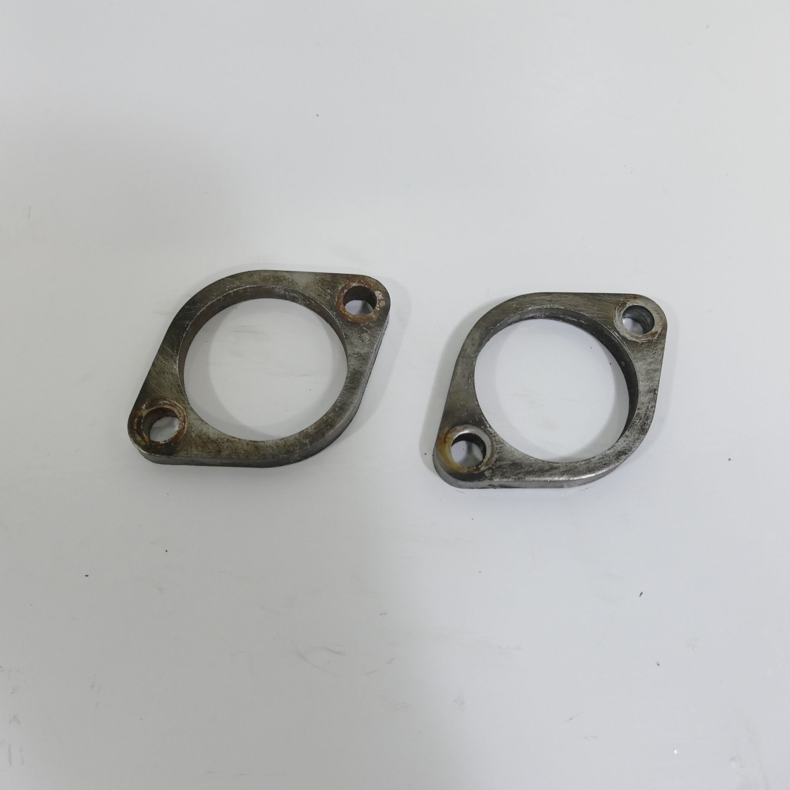 Suzuki GSF 1200 Bandit GV75A 2x Briede Exhaust Manifold Mount 86548
