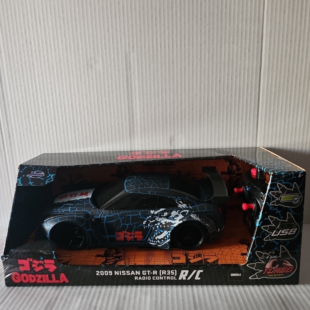 Hollywood Rides 1:16 Godzilla 2009 Nissan GT-R (R35) R/C Car Jada Radio Control