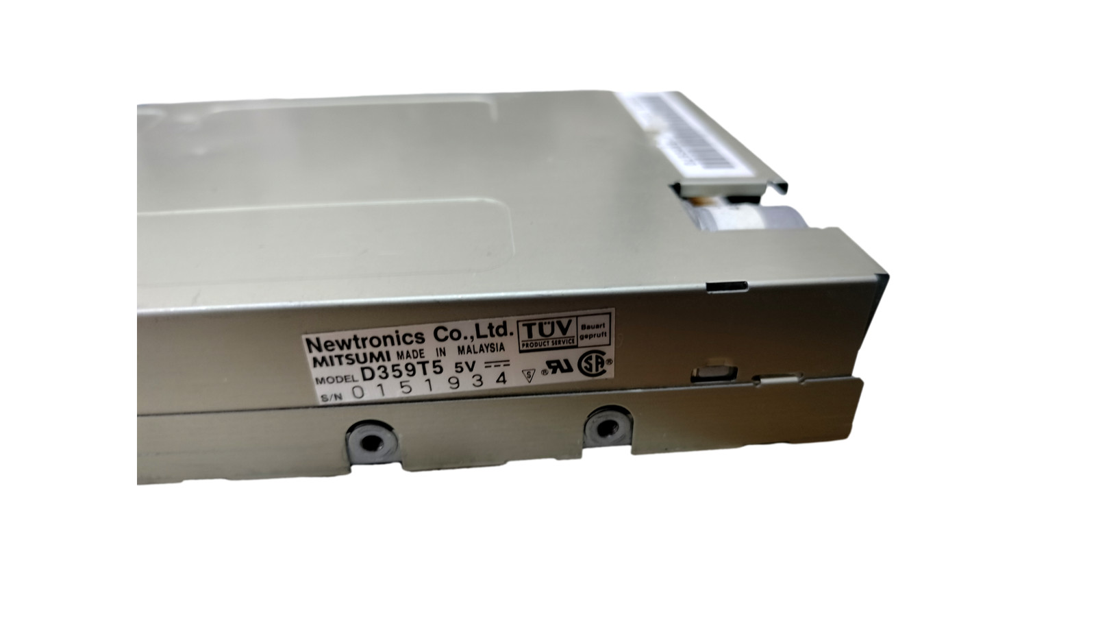 Mitsumi Newtronics D359T5 3.5" 1.44MB Internal Floppy Disk Drive