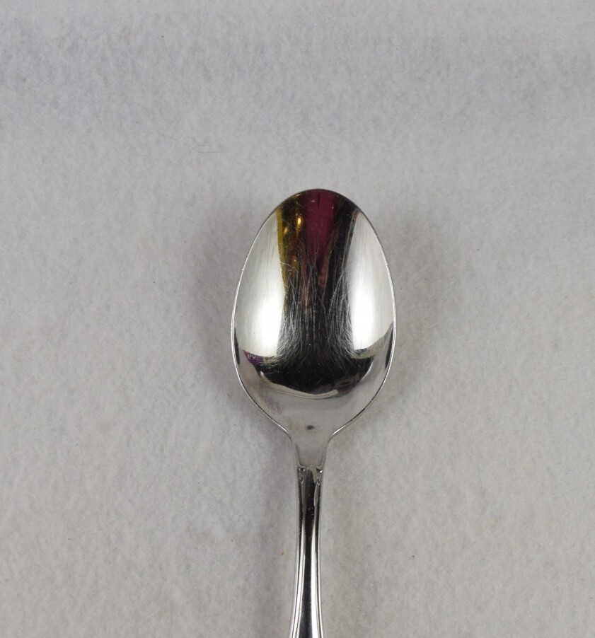 Oneida Ltd Stainless USA BERKELEY SQUARE 1 Oval Soup Spoon