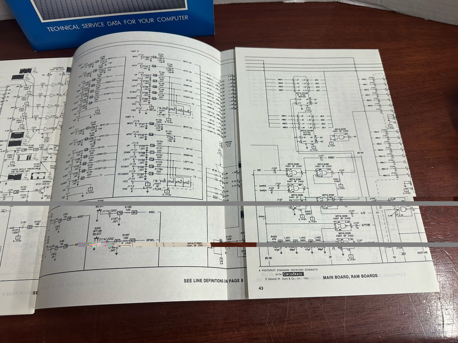 ATARI 800 Howard Sams ComputerFacts Technical Service Data Manual CC7