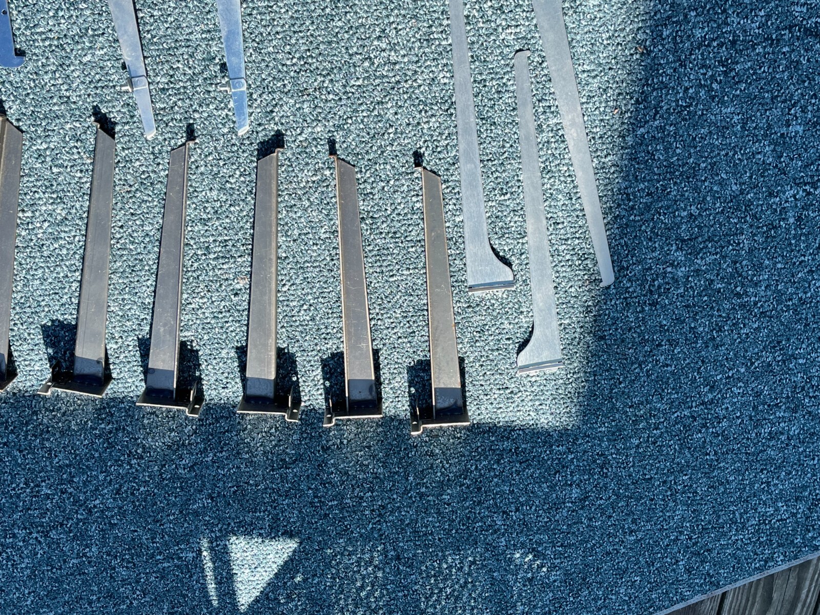 Lot 15 Pegboard Wallboard Slatwall Hooks Brackets 14 16" Peg board Wall Slat