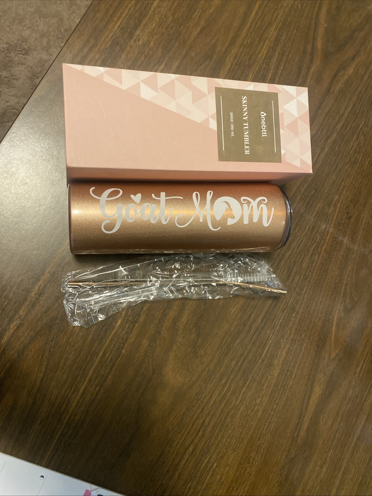 Goat Mom Gifts for women 20oz Skinny Tumblers, Rose Gold with straw & box-New