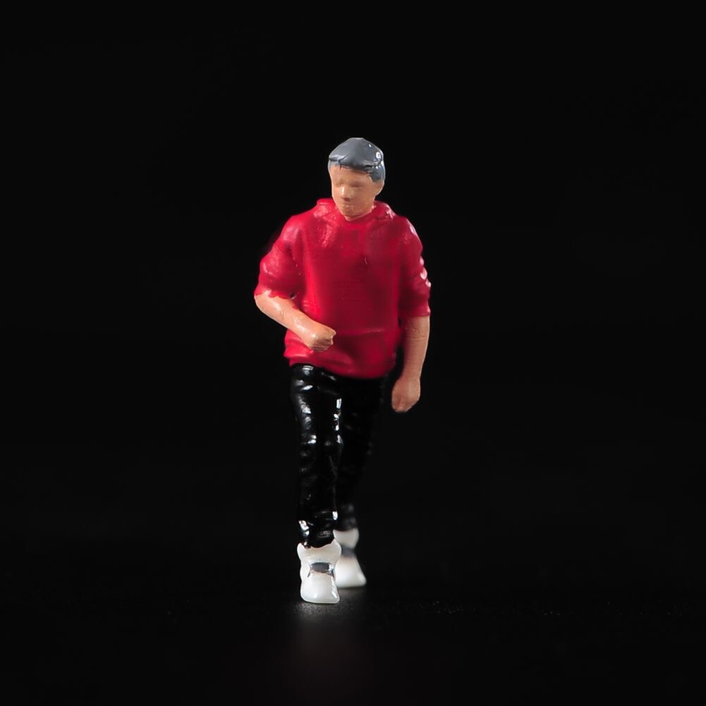 CR 1:64 Painted Figure Model Miniature  Diorama  Causual Boy Red Walking