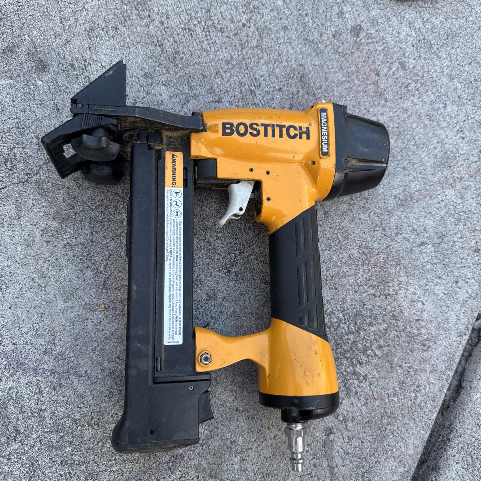 Bostitch SX150-BHF 18-Gauge Flooring Stapler Pneumatic Used Good Condition