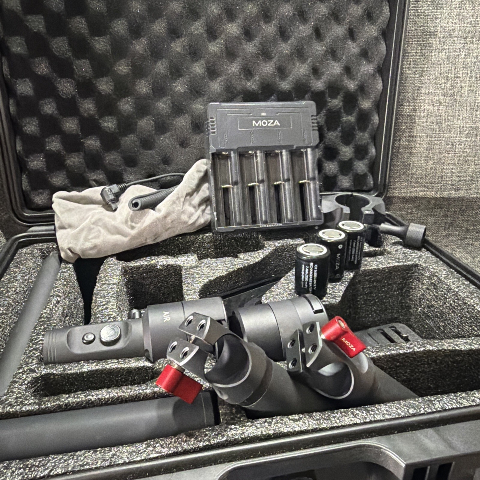 Moza Air 3-Axis Motorized Handheld Gimbal Stabilizer Kit w/ Case Good Batteries