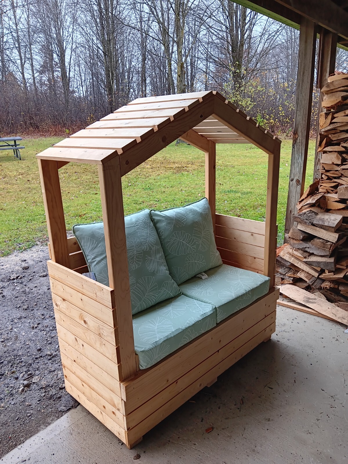 Arbor bench seats