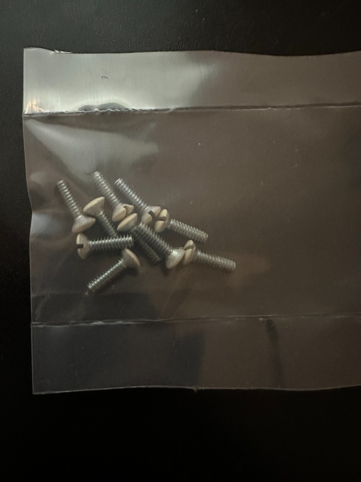 wallplate screw ivory 10 pack