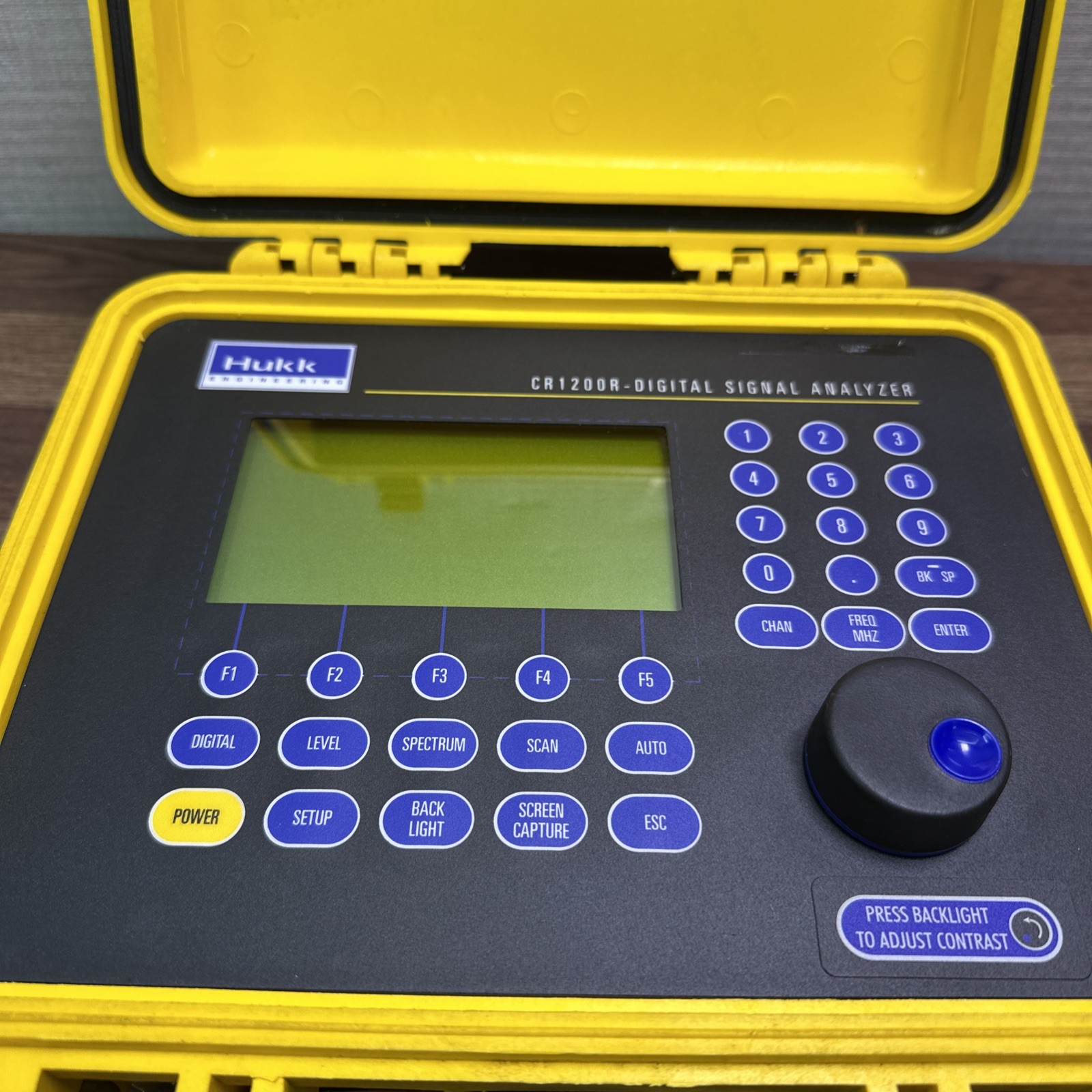Hukk Engineering CR1200R Digital Signal Analyzer / READ