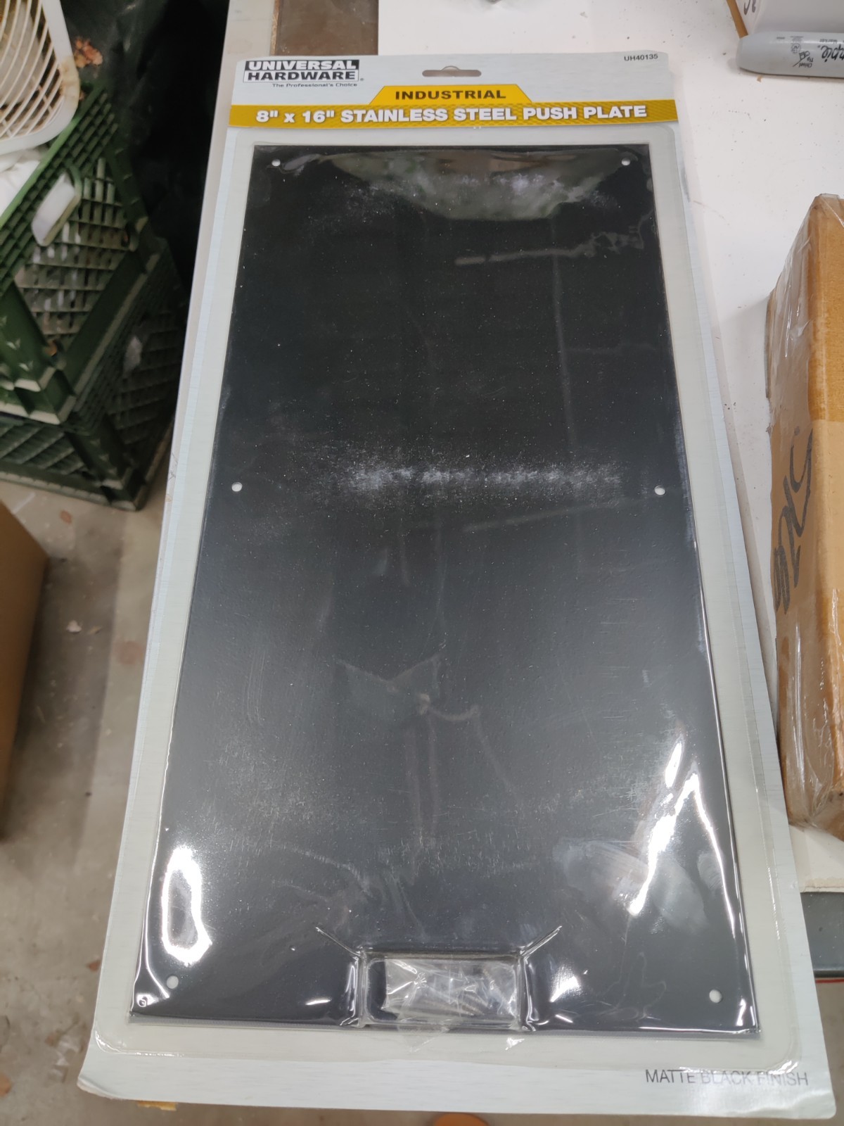 Universal Hardware Push Plate Uh40135