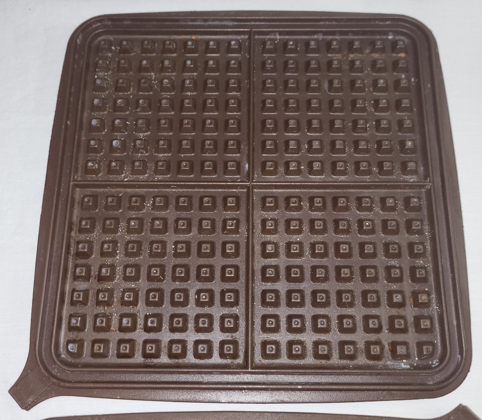 Toastmaster Model 269A Waffle Baker Stainless Steel Removable Reversible Plates