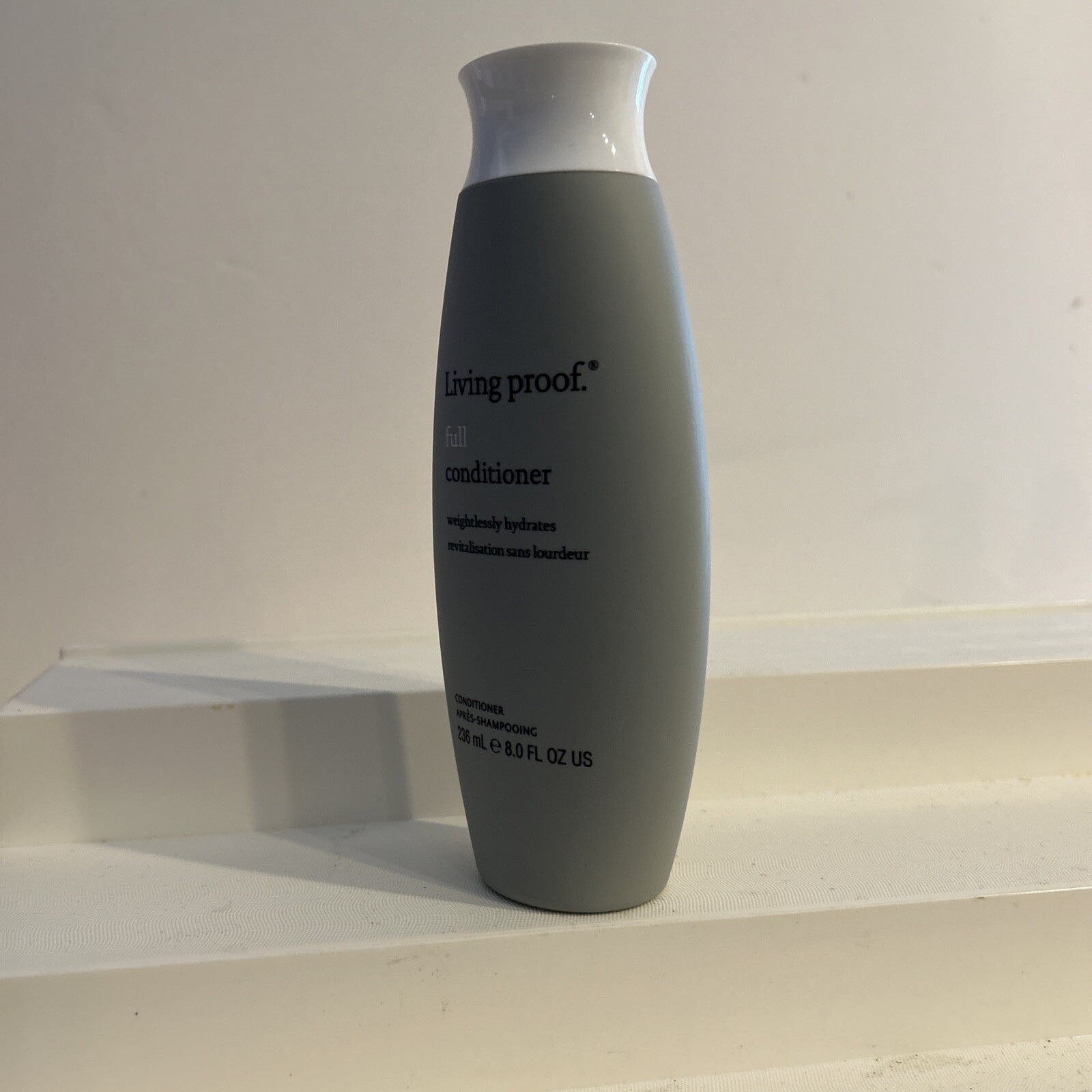 Living Proof Full Conditioner 8 oz / 236 ml NEW WEIGHTLESSLY HYDRATES