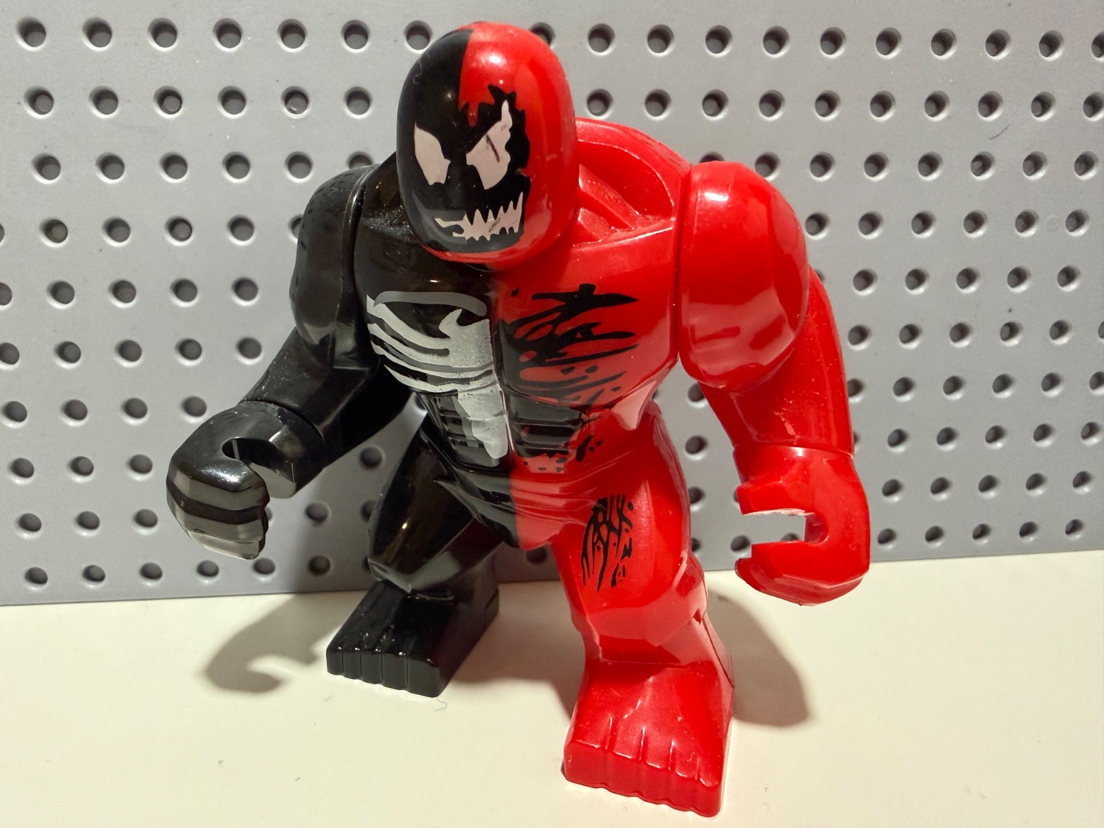 LEGO Marvel Venom Carnage Big Fig Custom MInifgure New