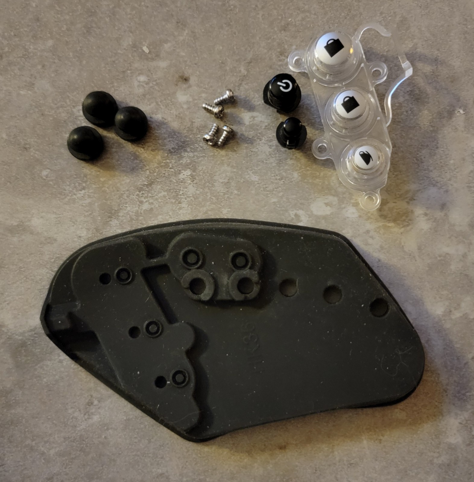 Keurig K40 Pre-owned Part Control Panel Buttons And Rubber Feet