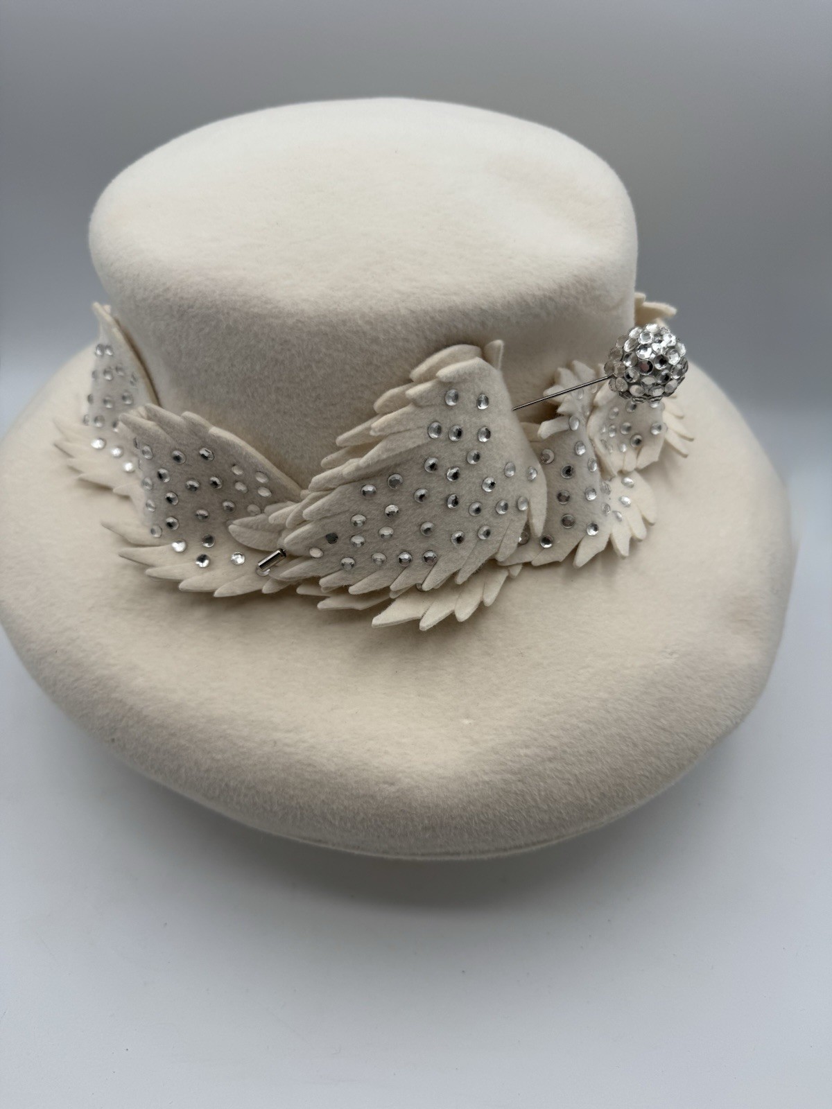 Women Meril Felt Rhinestone Hat Church Derby Wedding Leaves Hat Pin