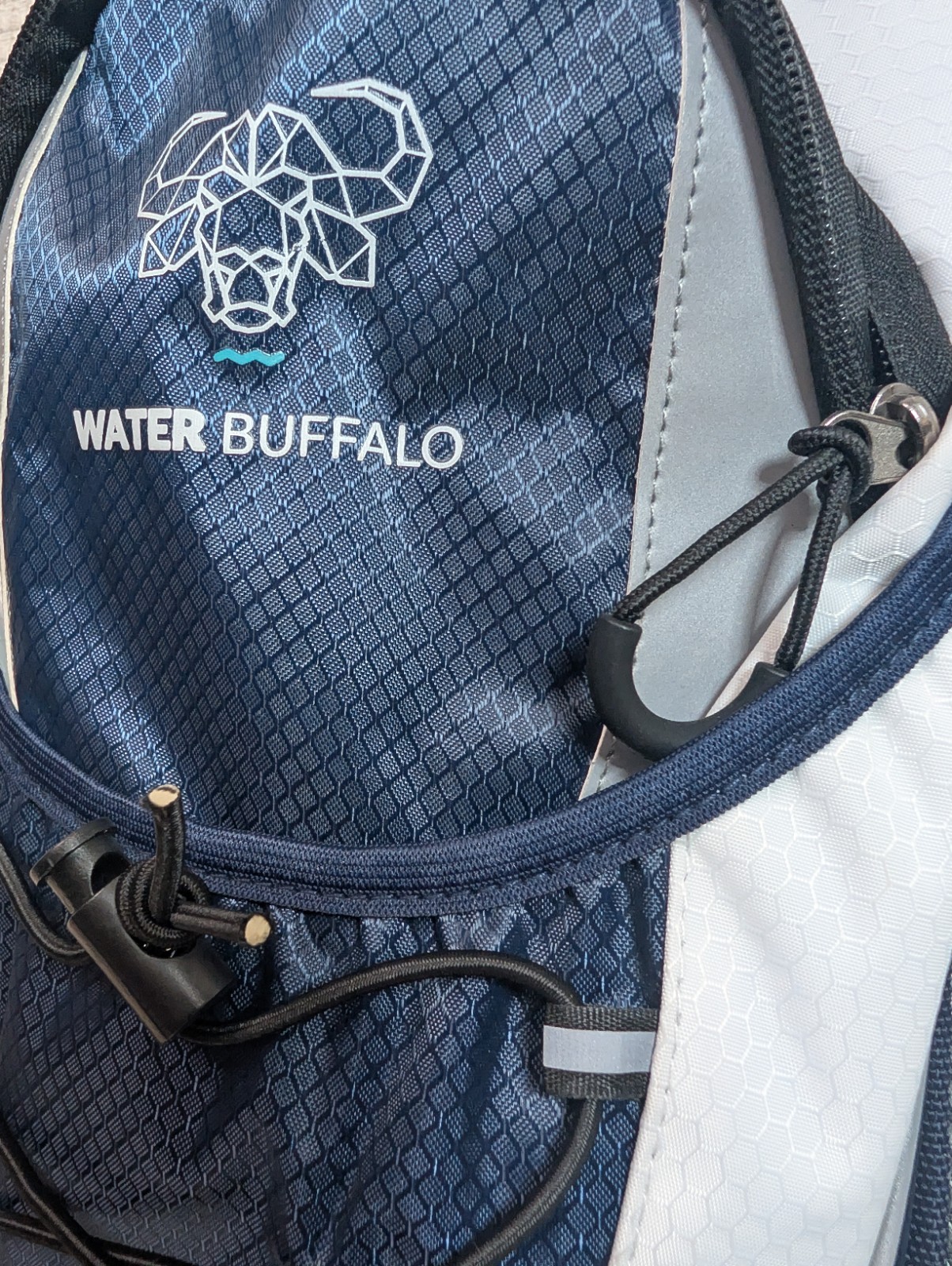 Water Buffalo Hydration Ripstop 12L Backpack Padded 2L Bladder New With Tags.
