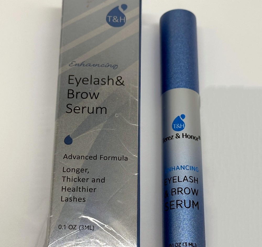 Terez & Honor Enjancing Eyelash & Brow Serum 0.1 oz 3ml - Original boxed