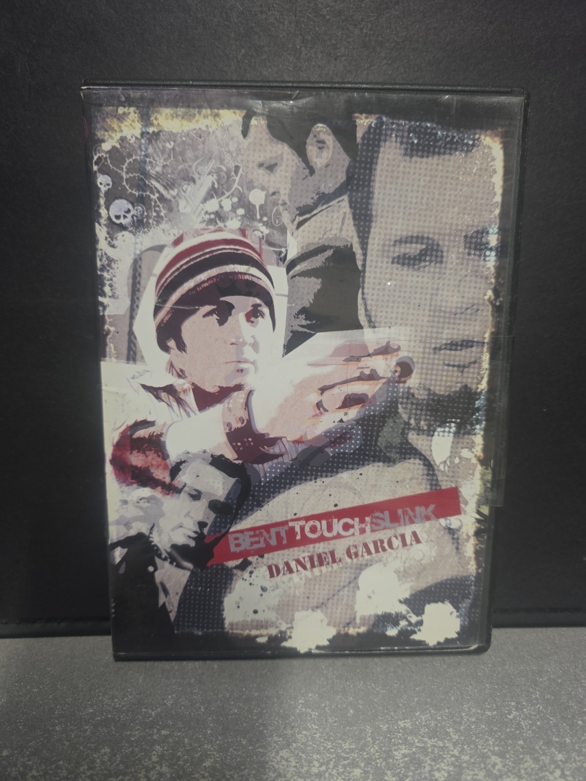 BENT TOUCH SLINK by Daniel Garcia and Ellusionist Magic DVD, Good, Free Shipping