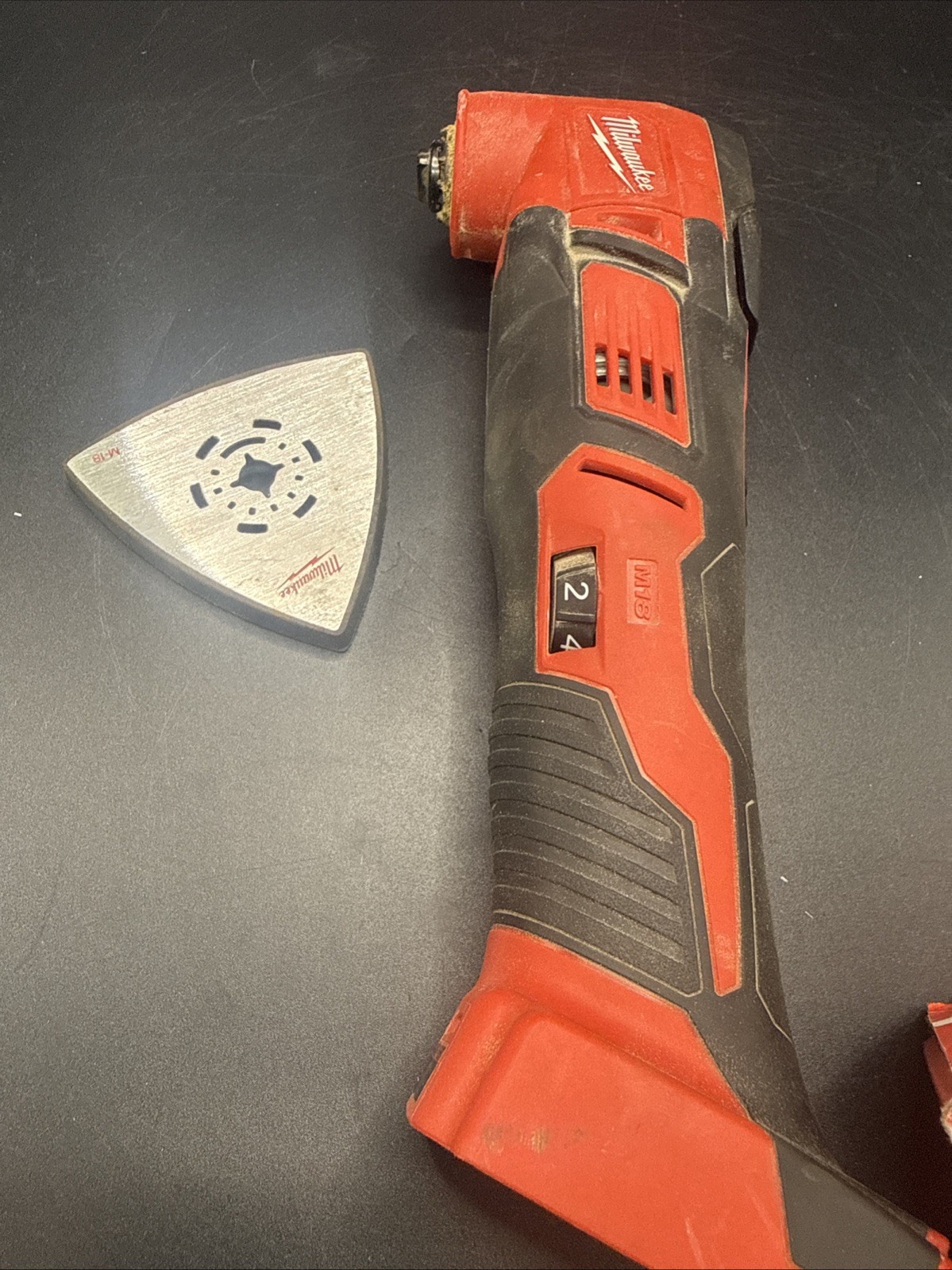 Milwaukee M18 18V Lithium-Ion Cordless Oscillating Multi-Tool (Tool-Only)
