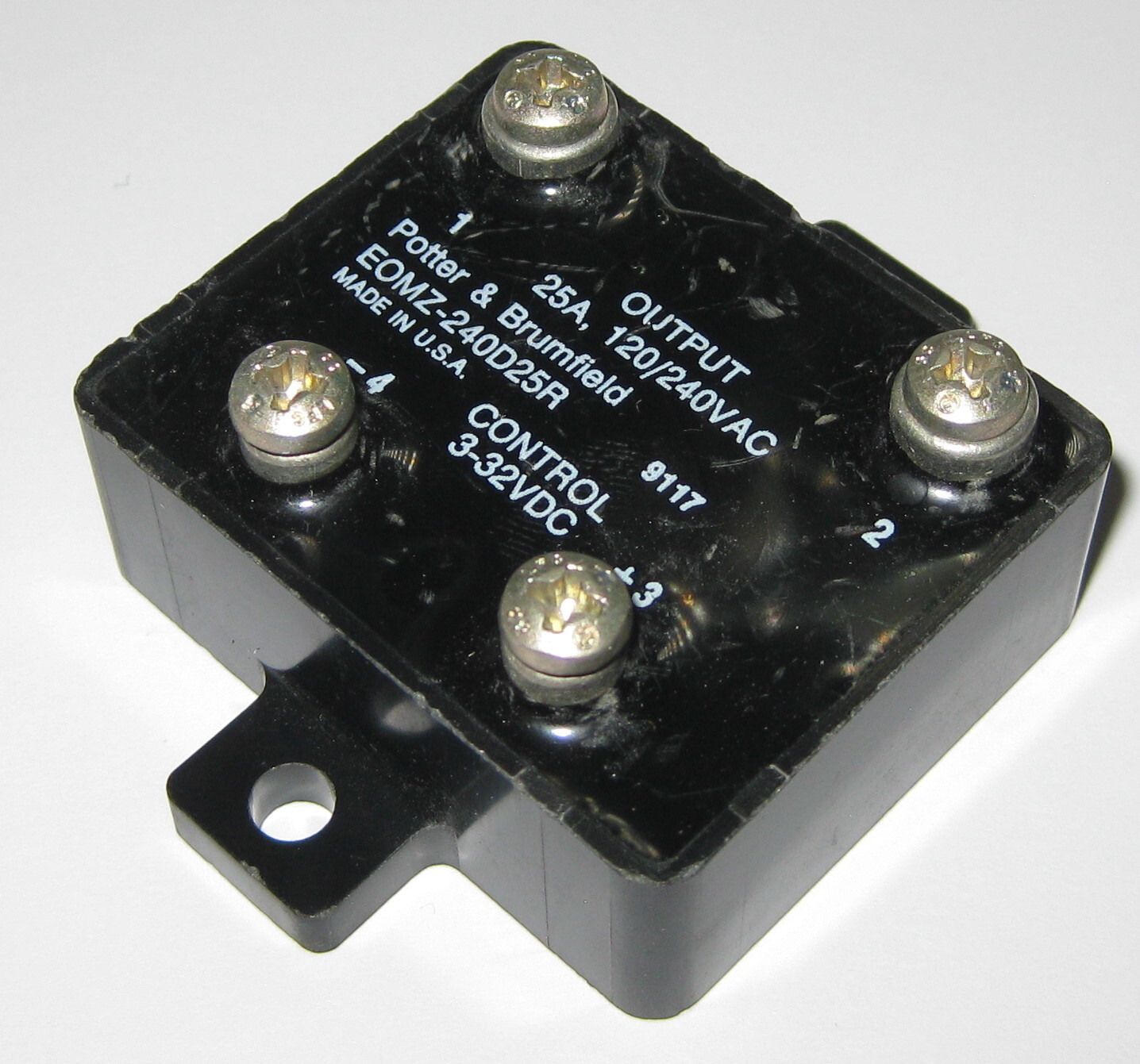 Potter & Brumfield Solid State Relay - 240V AC - 25A -  EOMZ - 3-32 VDC Control