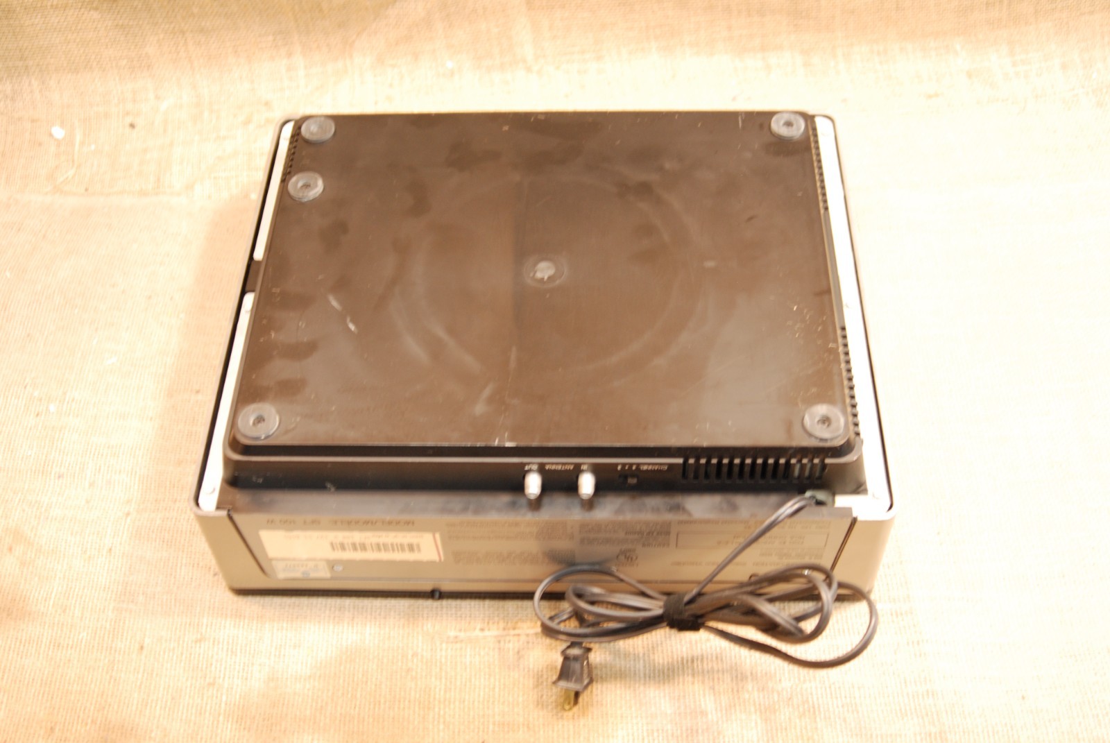 RCA SelectaVision Video Disc Player SFT 100 W - Powers On - Not Tested