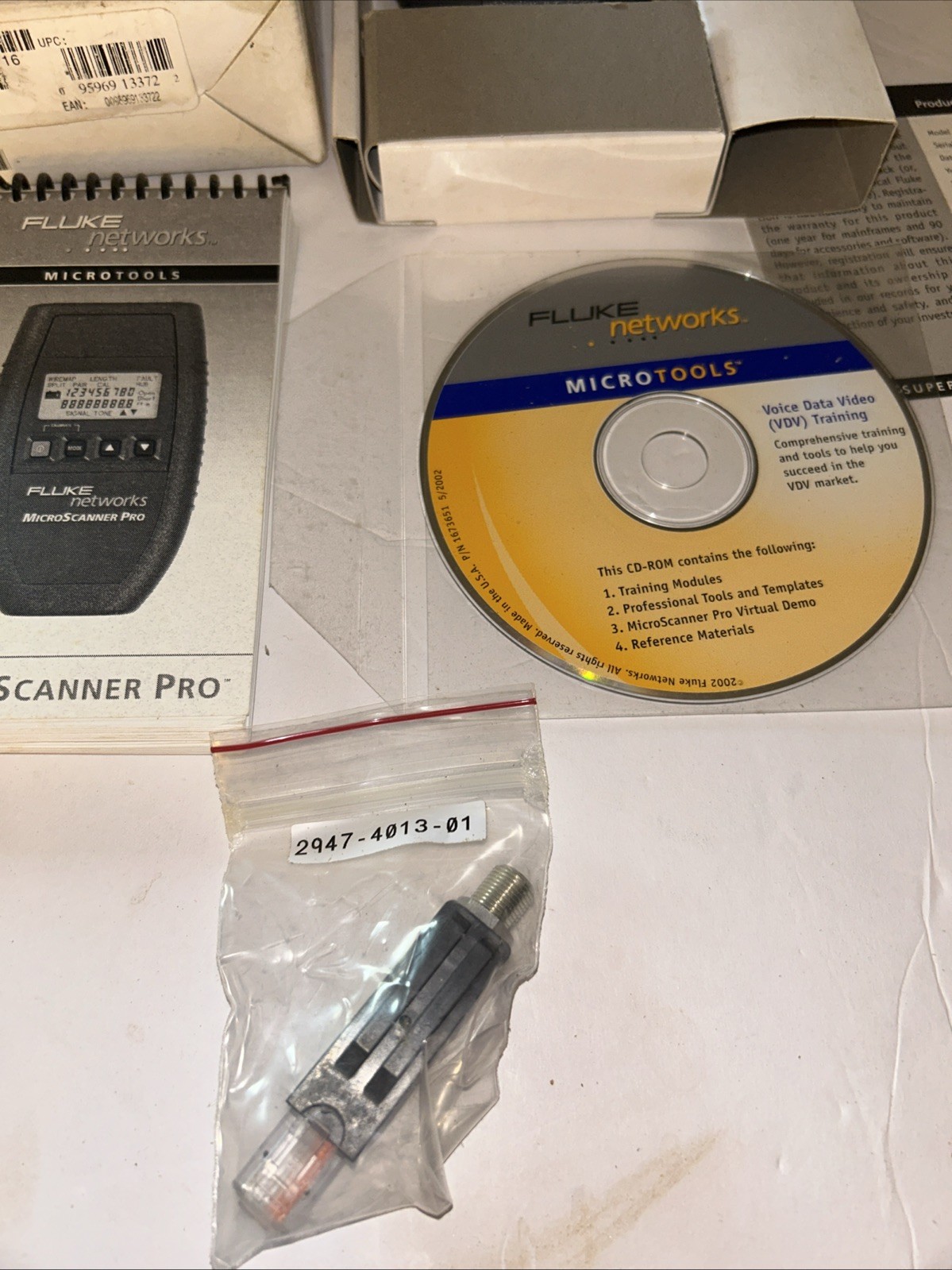 Fluke Networks MicroScanner Pro w/ Wiremap Adapter, Manual & Cd 2947-4011-01