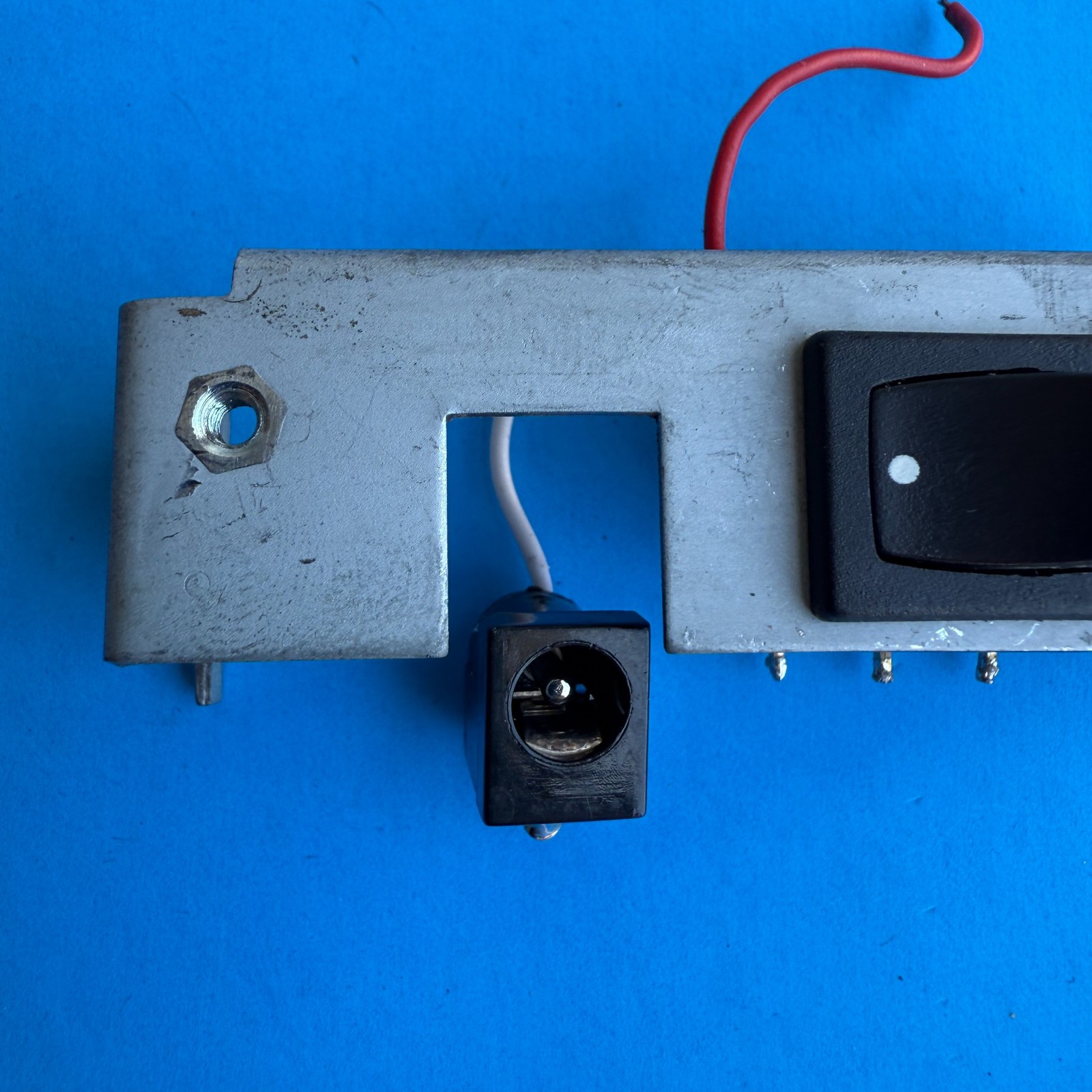 [FRS] KURZWEIL PC88 Keyboard Part: Power Input Socket & ON/OFF Switch Assembly