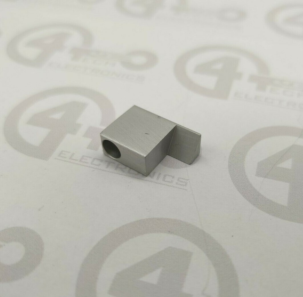 Universal Instruments Block 42404901