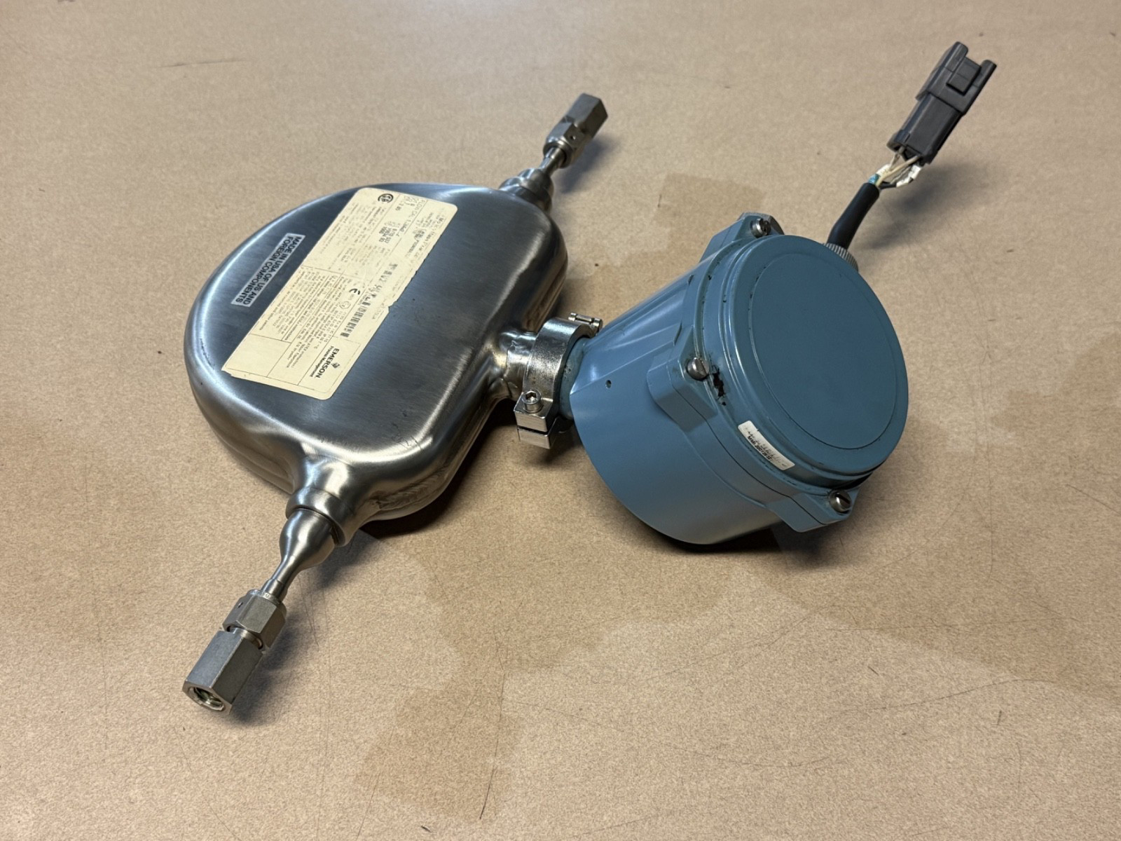 Micro Motion - CMFS010 - Sensor 800 Enhanced Core Processor Flow Sensor - (USED)