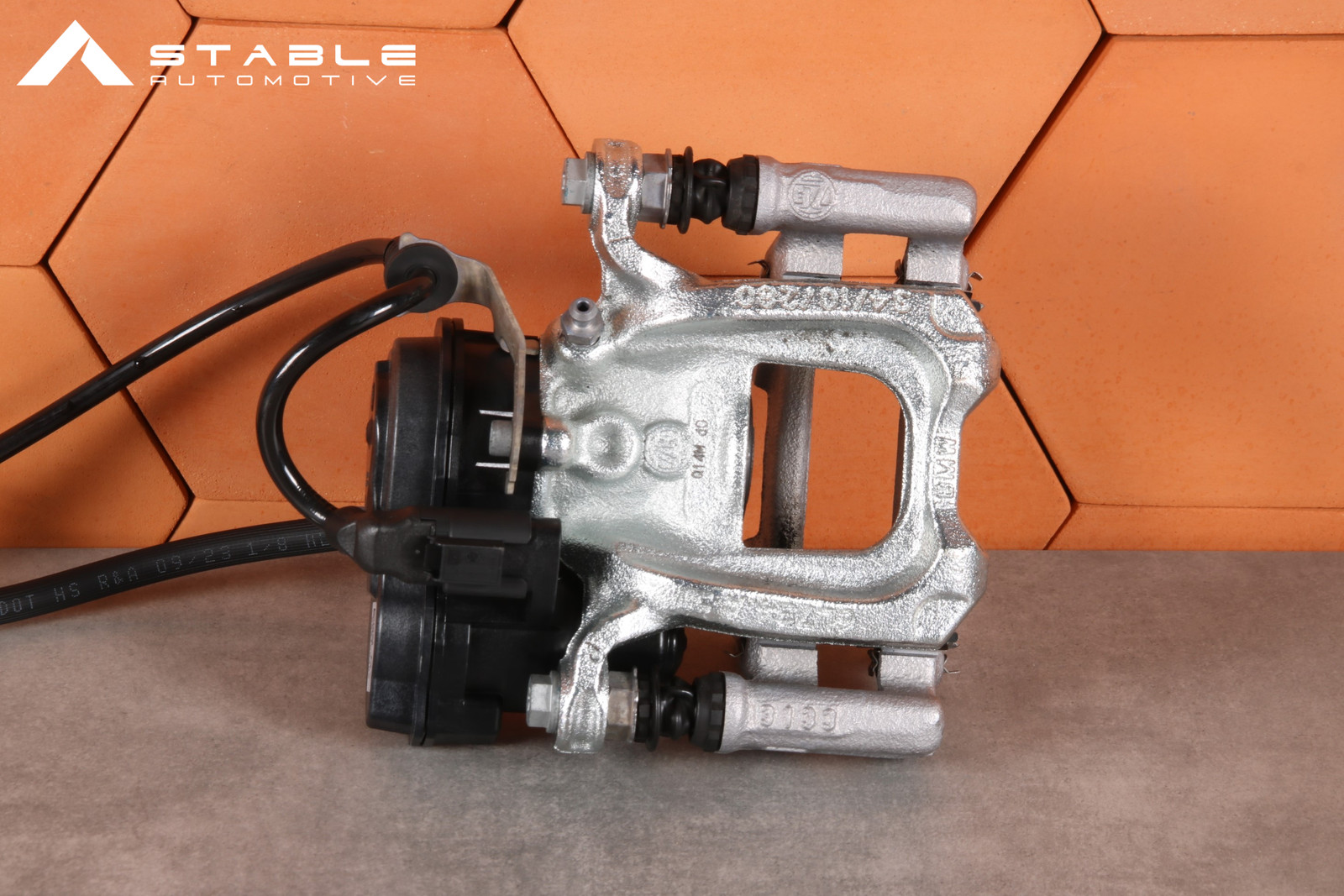 BMW 1' F70 2' F74 U06 X1 U11 X2 U10 REAR RIGHT BRAKE CALIPER 34/10/280 6891064