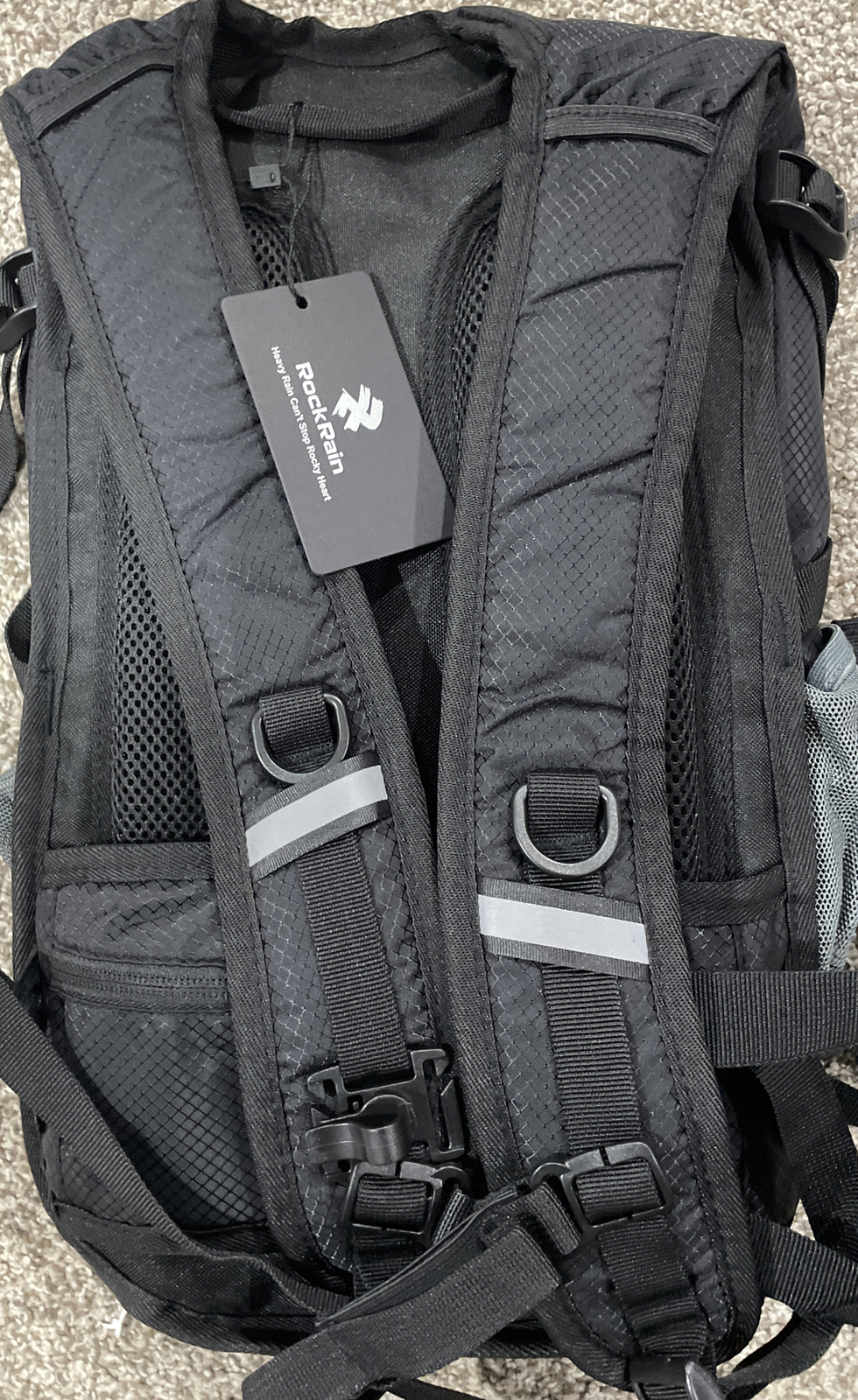 ROCKRAIN Hydration Backpack Insulated Hydration Pack with 2L