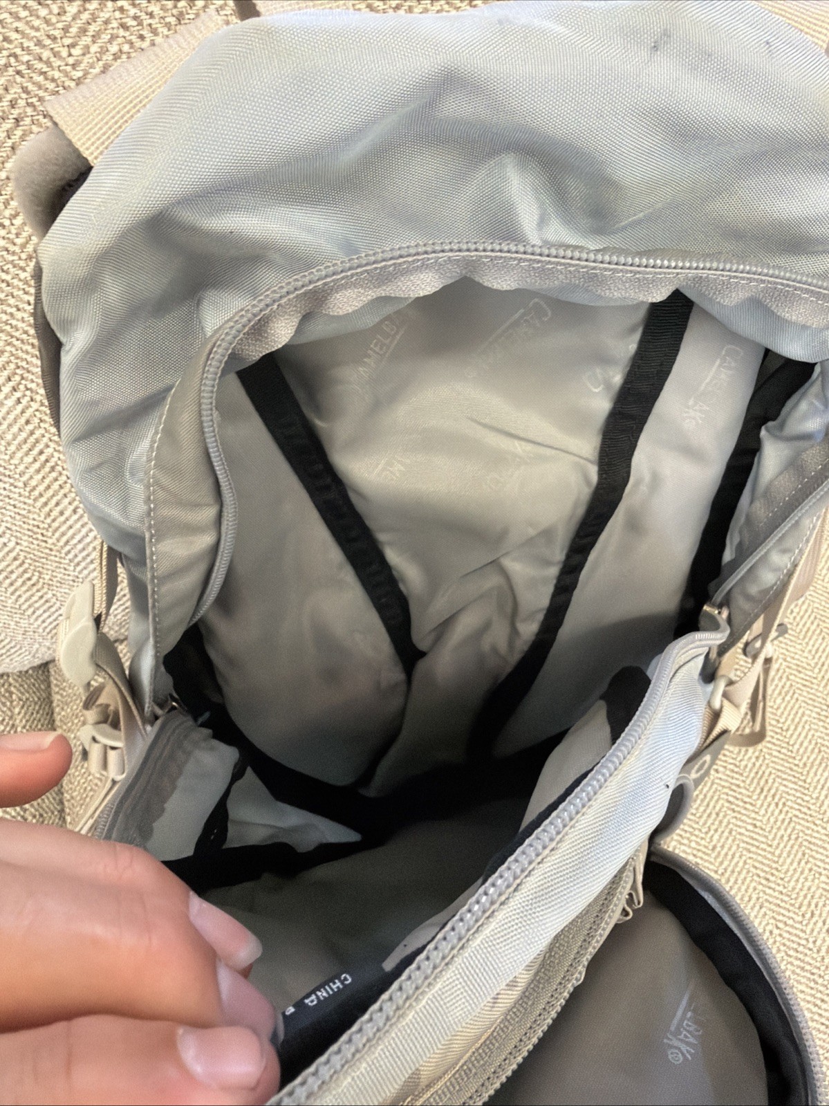 CamelBak Day Star Hydration Pack Cycling / Hiking Backpack (No Bladder)