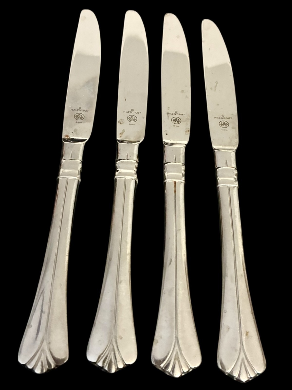 PFALTZGRAFF Stainless "ELLINGTON" 18/8 Flatware 4 dinner knives