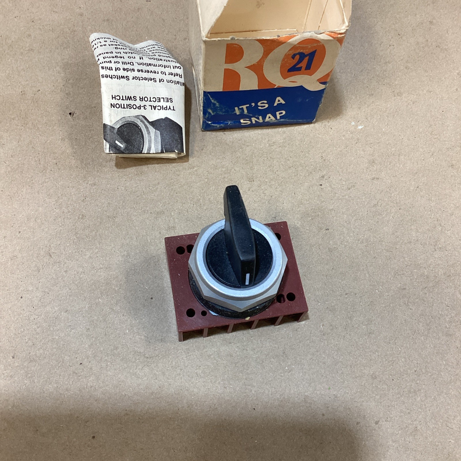 Siemens-Allis P30S3BLB5 3-Position Selector Switch