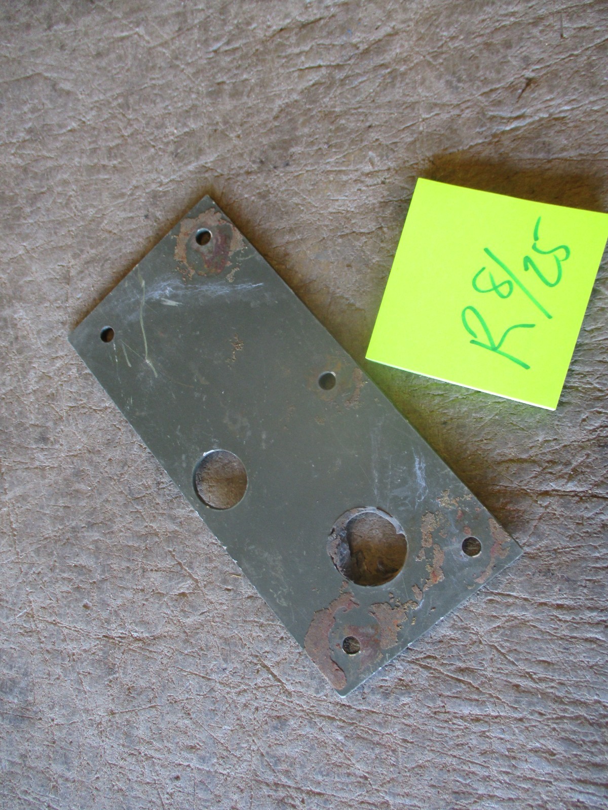 Used Backing Plate for Universal Antenna Mount "Sugar Scoop", for Military Vehic